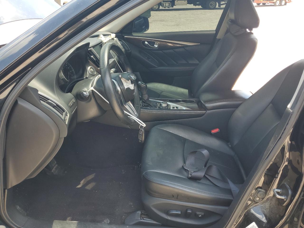 2018 Infiniti Q50 Luxe VIN: JN1EV7AR3JM431586 Lot: 62920255