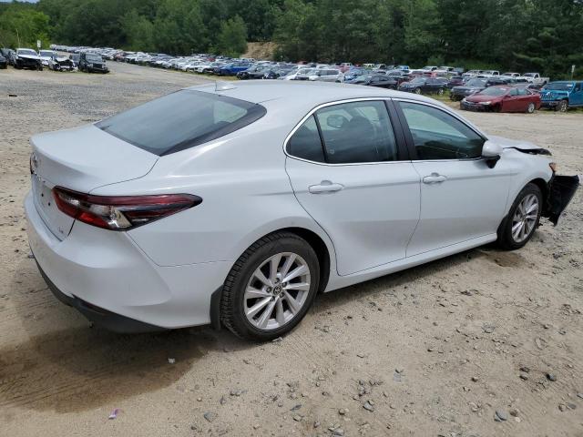  TOYOTA CAMRY 2022 Biały