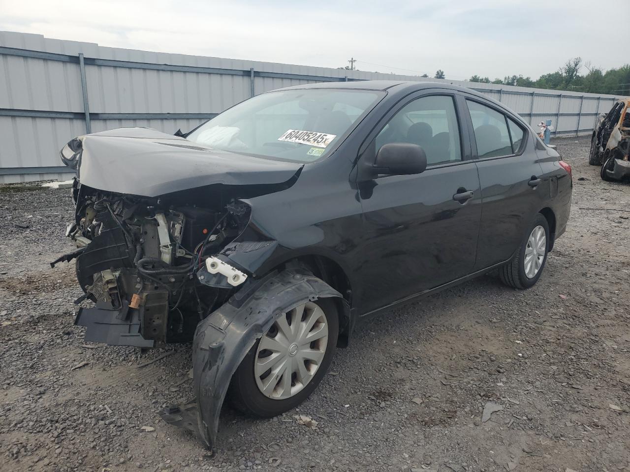 2015 Nissan Versa S იყიდება Fredericksburg-ში, VA - Front End