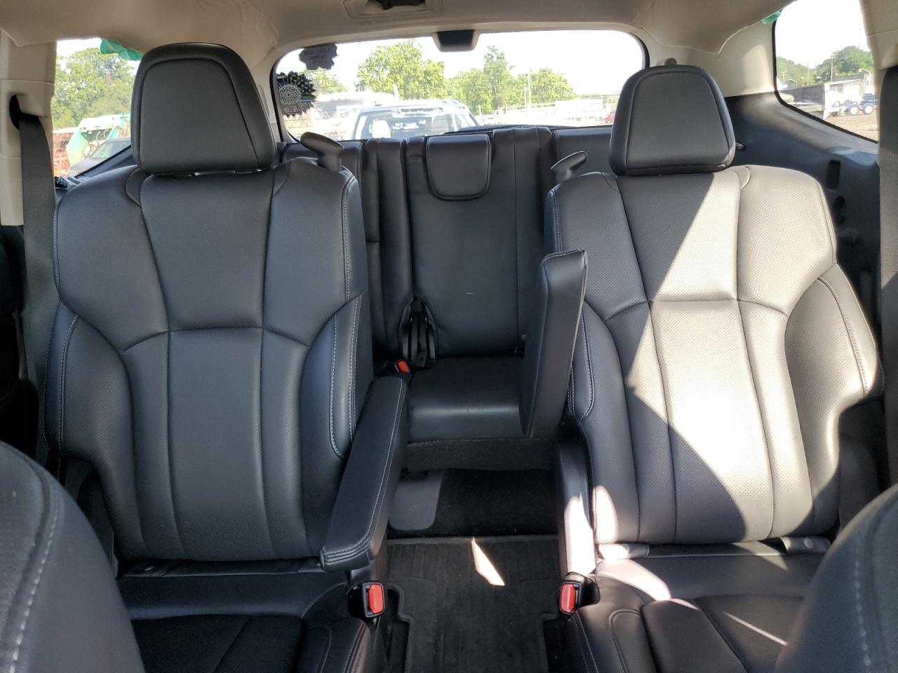 2022 Subaru Ascent Touring VIN: 4S4WMARD0N3422913 Lot: 61365705