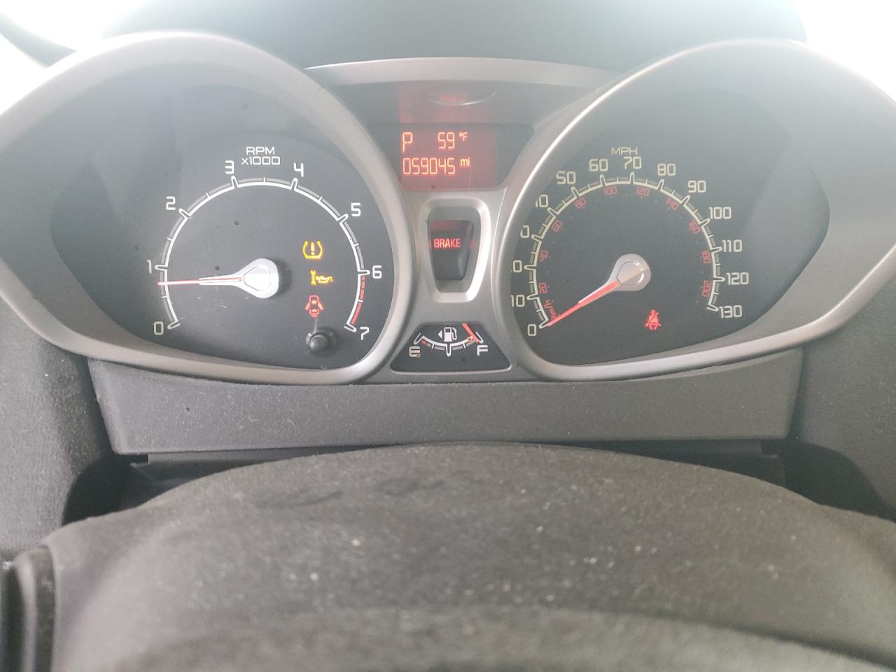 FORD FIESTA 2011 VIN 3FADP4BJ2BM154564 фото 9