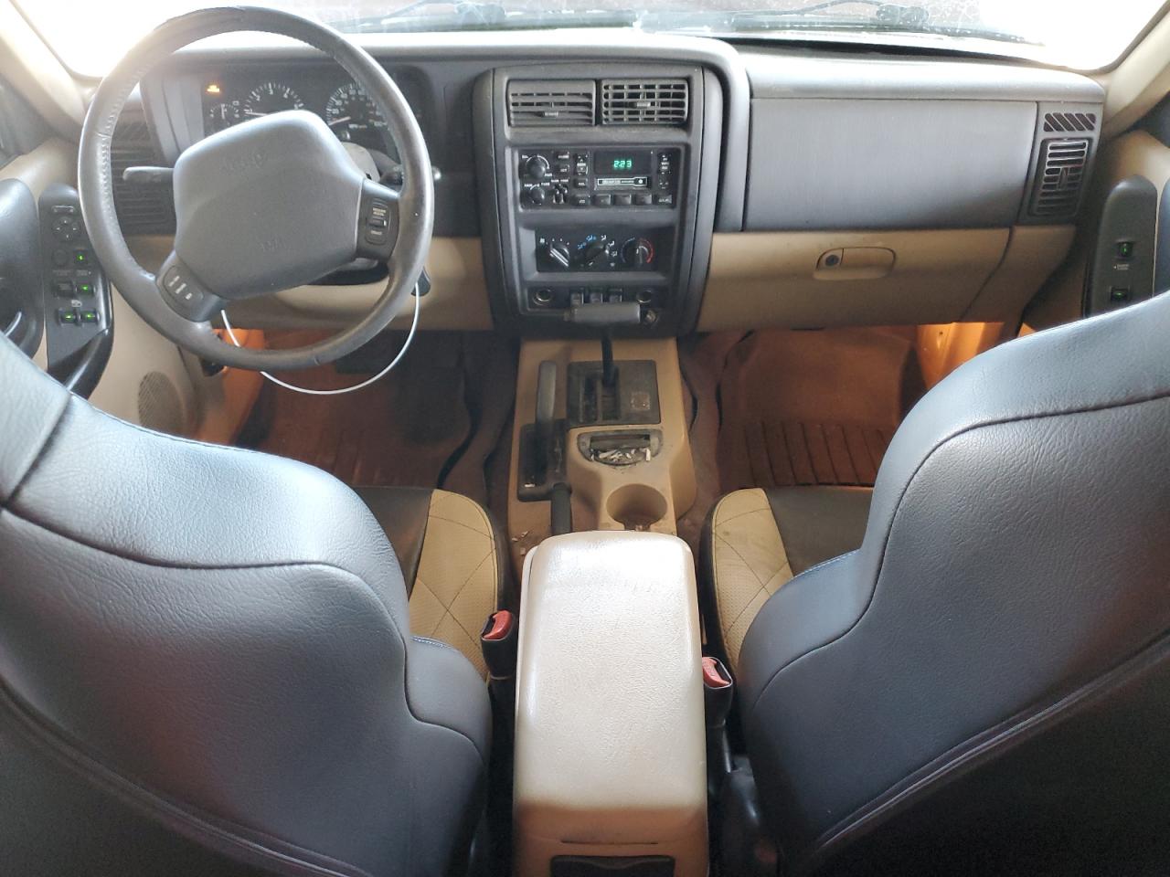 2000 Jeep Cherokee Classic VIN: 1J4FF58S8YL135534 Lot: 62211335