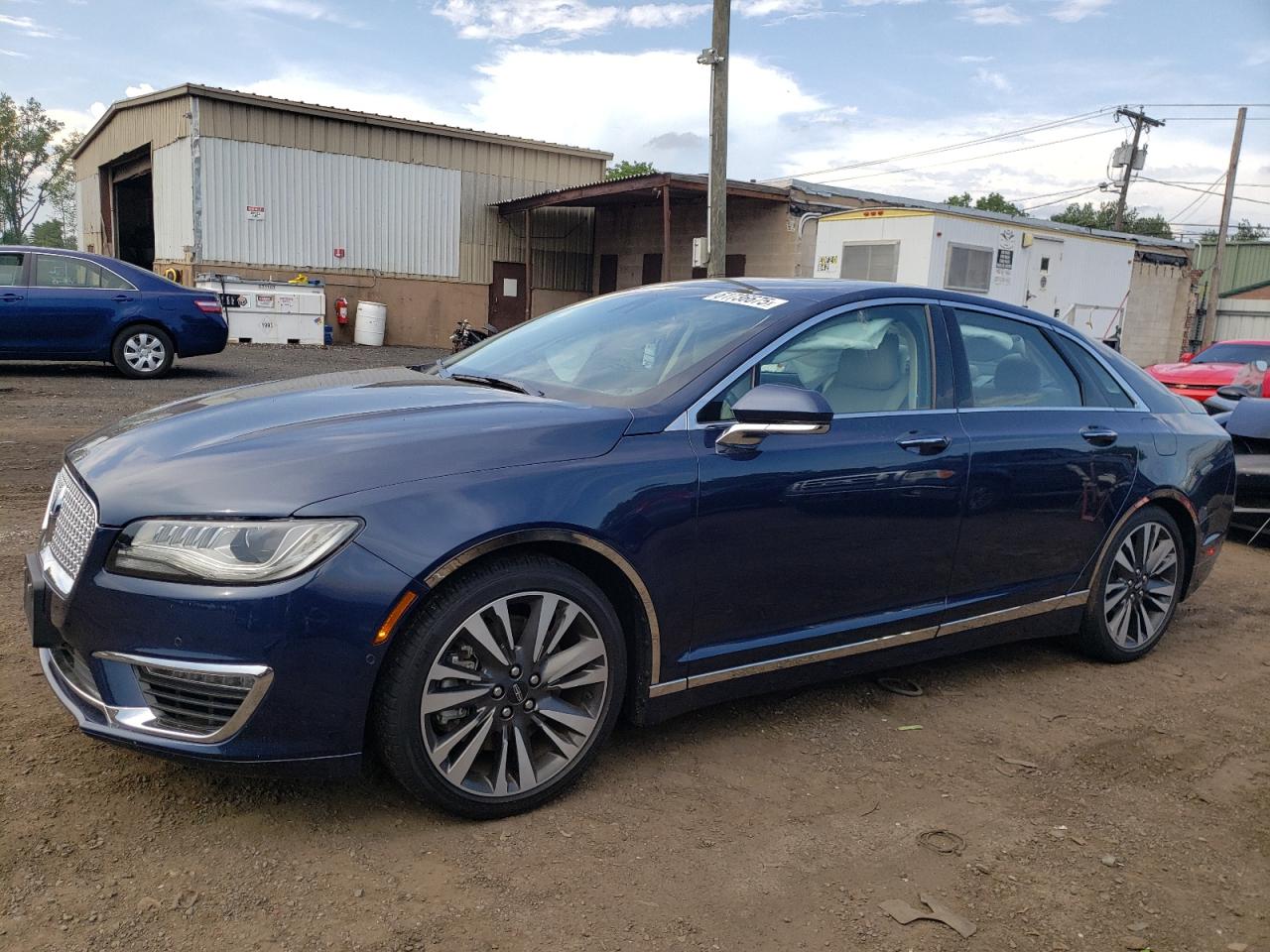 3LN6L5EC3HR628434 LINCOLN MKZ Photo 1
