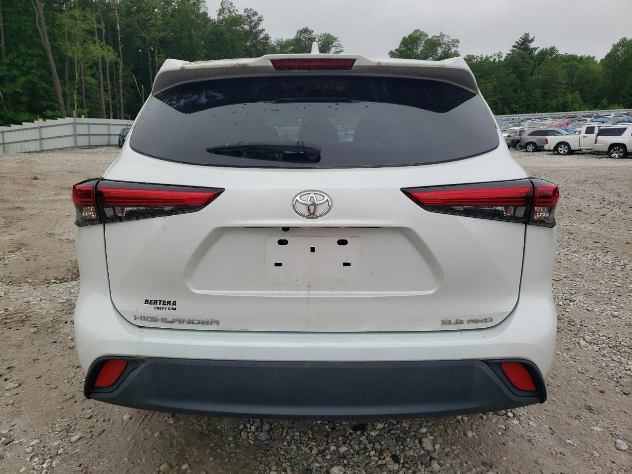 2022 Toyota Highlander Xle VIN: 5TDGZRBH5NS175389 Lot: 61526555