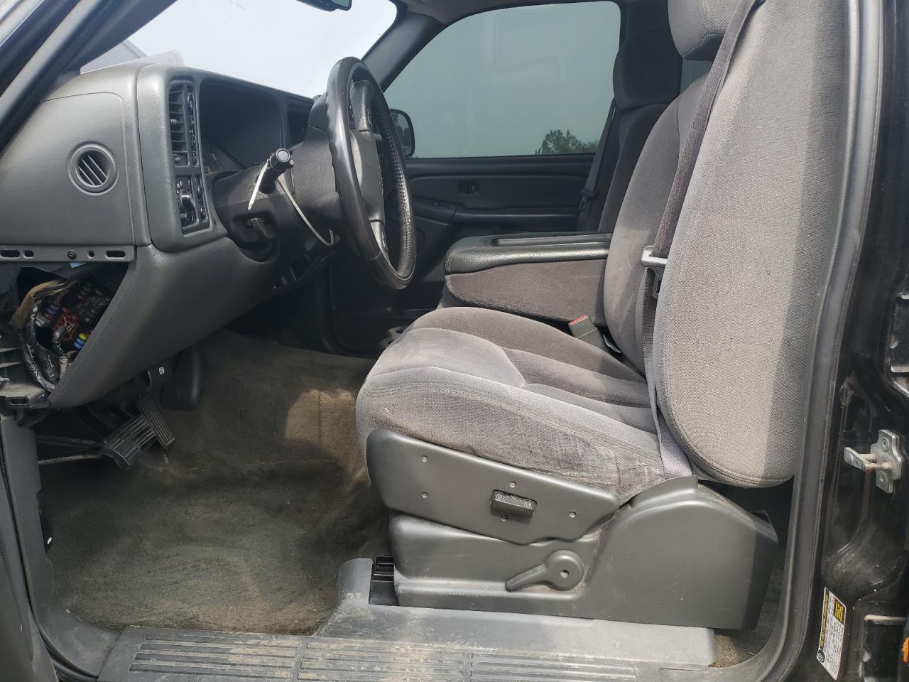 2005 GMC New Sierra K1500 VIN: 2GTEK13T951217974 Lot: 60870865
