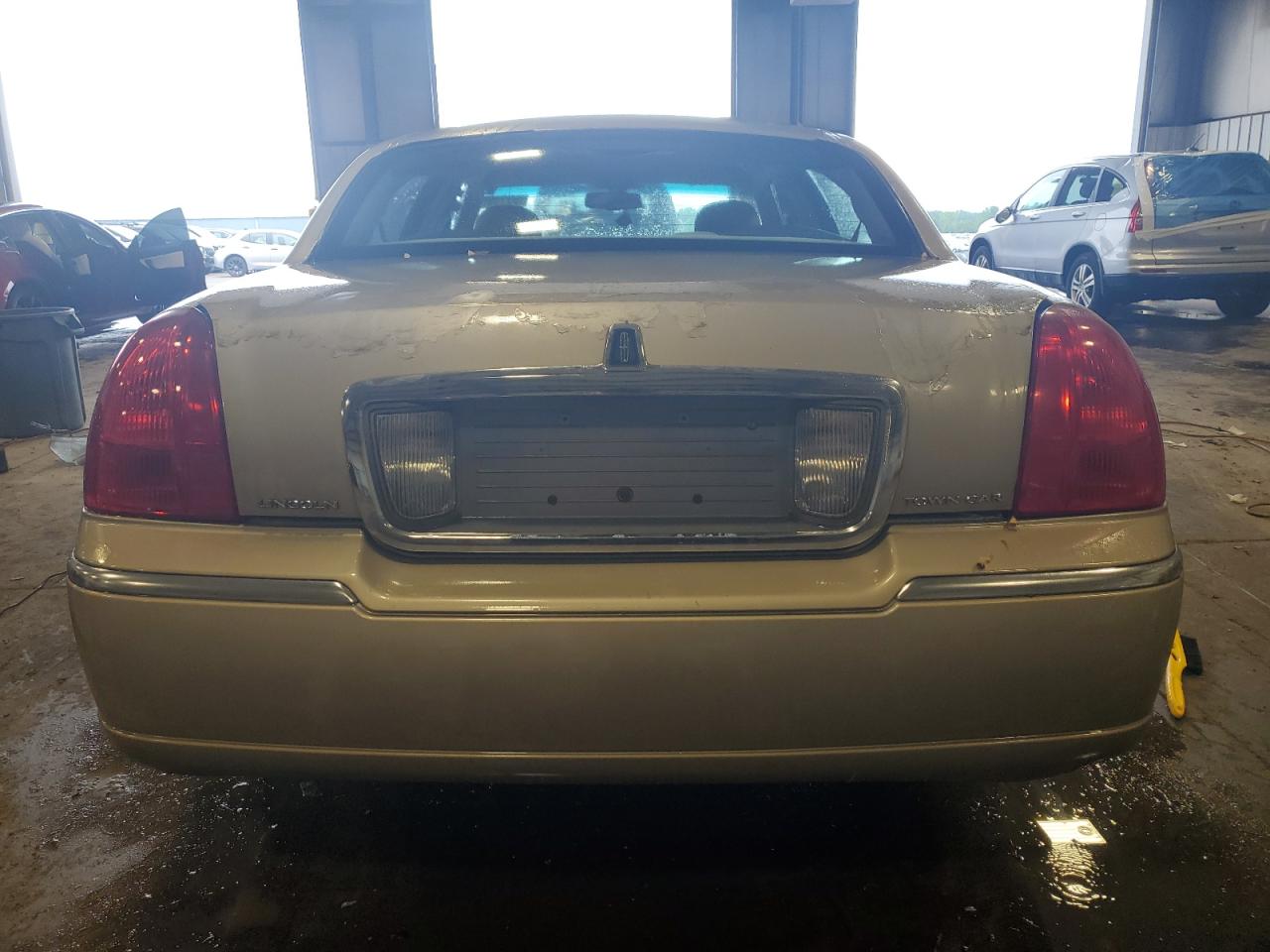 2006 Lincoln Town Car Signature VIN: 1LNHM81W96Y610834 Lot: 62739045