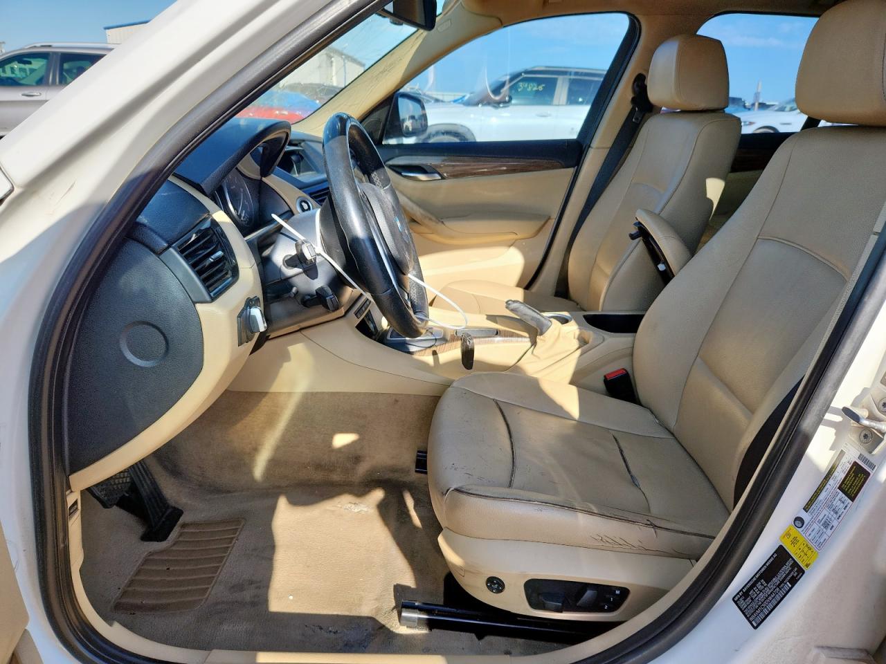 2013 BMW X1 Sdrive28I VIN: WBAVM1C50DVW44708 Lot: 60848115