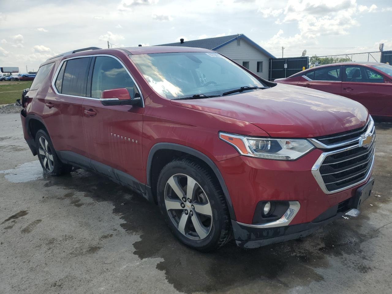 CHEVROLET TRAVERSE 2018 VIN 1GNEVHKW5JJ280248 фото 4