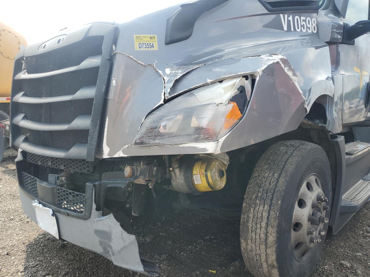 FREIGHTLINER ALL OTHER 2021 VIN 3AKJHHDR8MSMH4523 фото 9