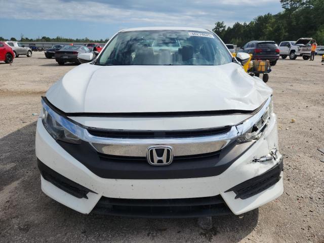 Седаны HONDA CIVIC 2017 Белы