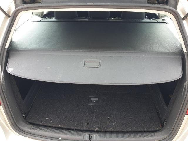 2010 VOLKSWAGEN PASSAT S T