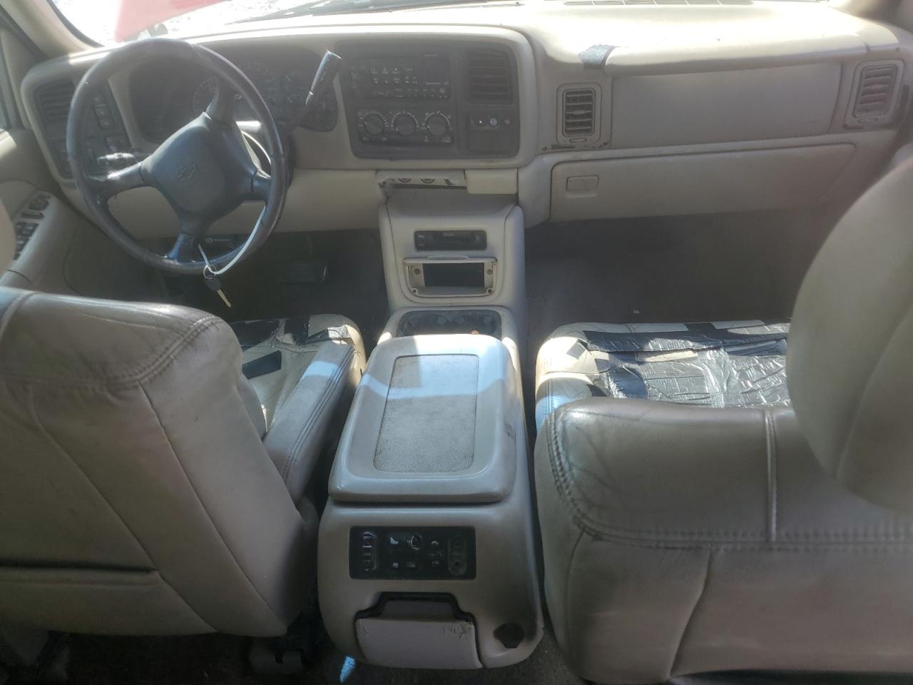 2002 Chevrolet Suburban K1500 VIN: 1GNFK16Z72J193641 Lot: 62131905