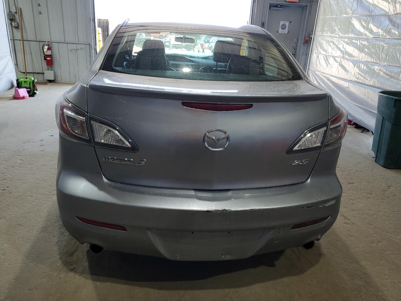 2011 Mazda 3 S VIN: JM1BL1W61B1386393 Lot: 62463915