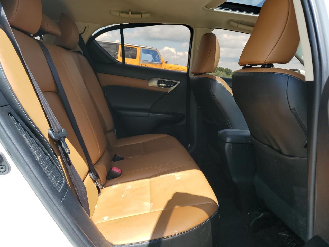 2014 Lexus Ct 200 VIN: JTHKD5BH8E2183056 Lot: 61797835