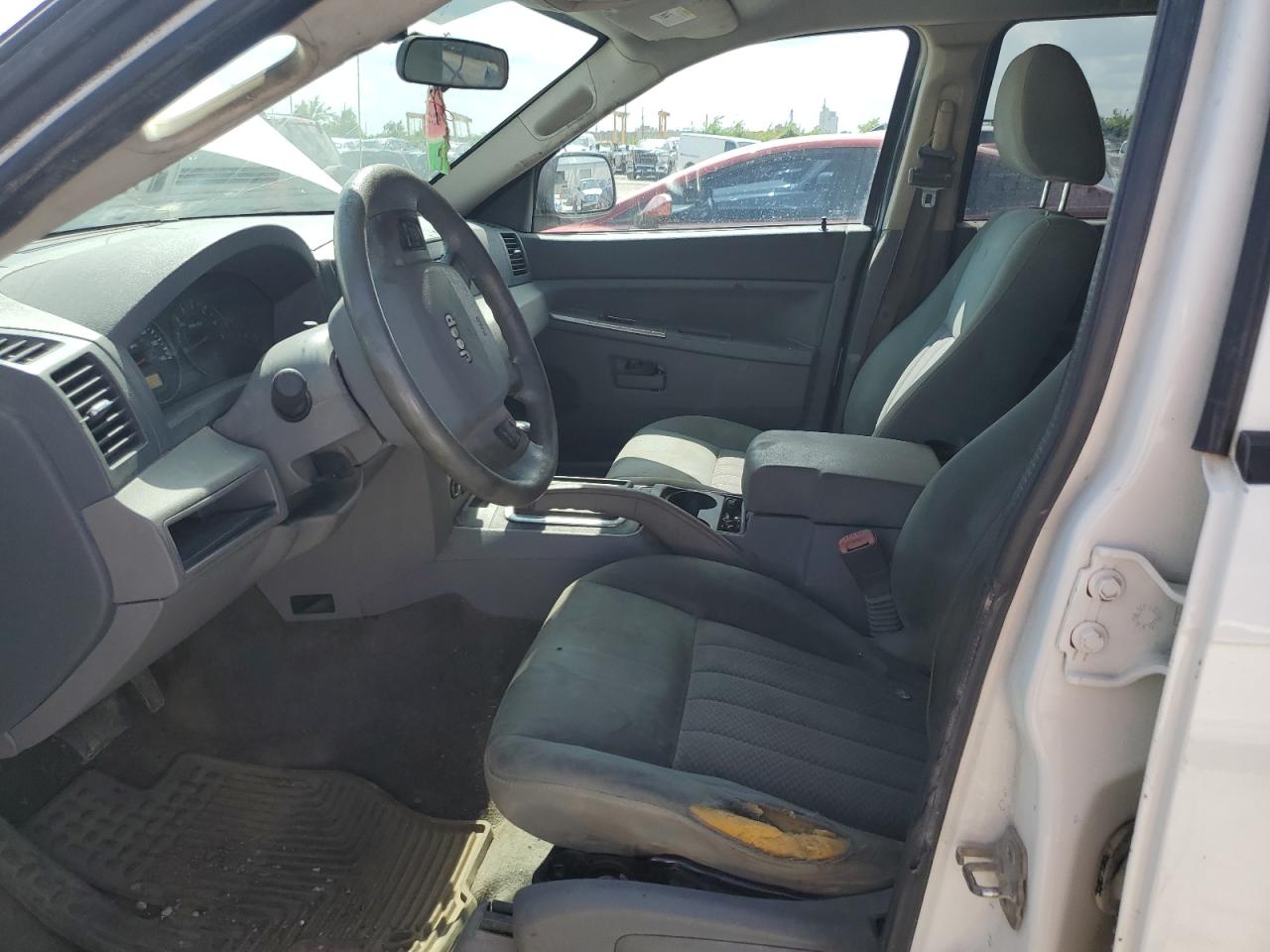 2006 Jeep Grand Cherokee Laredo VIN: 1J4GS48K16C300511 Lot: 62196345