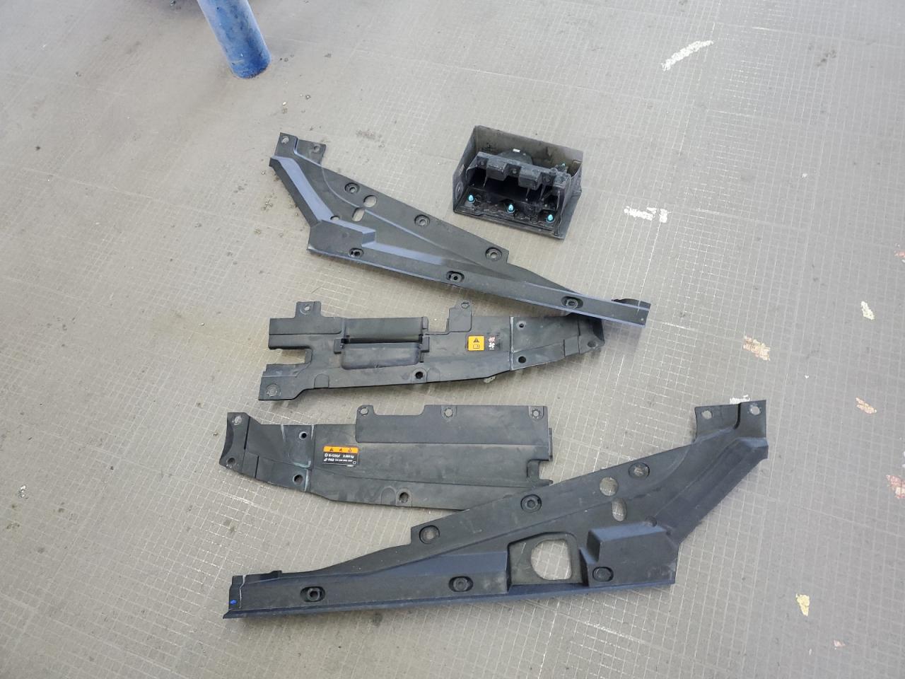 2024 Mazda Cx-90 Premium Plus VIN: JM3KKEHDXR1124329 Lot: 61411265