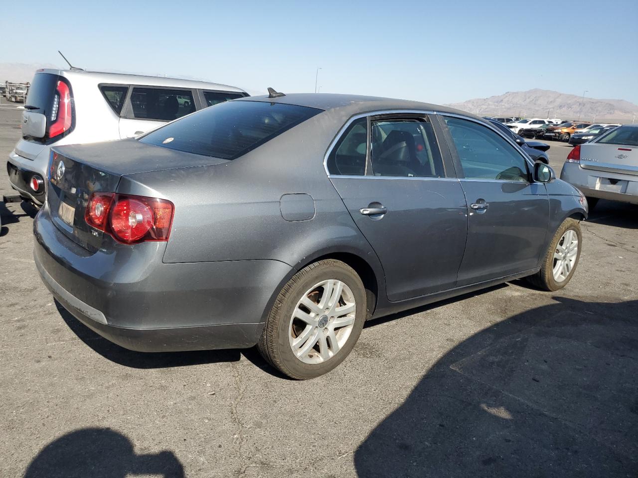 VOLKSWAGEN JETTA 2009 VIN 3VWRL71K09M073030 фото 3