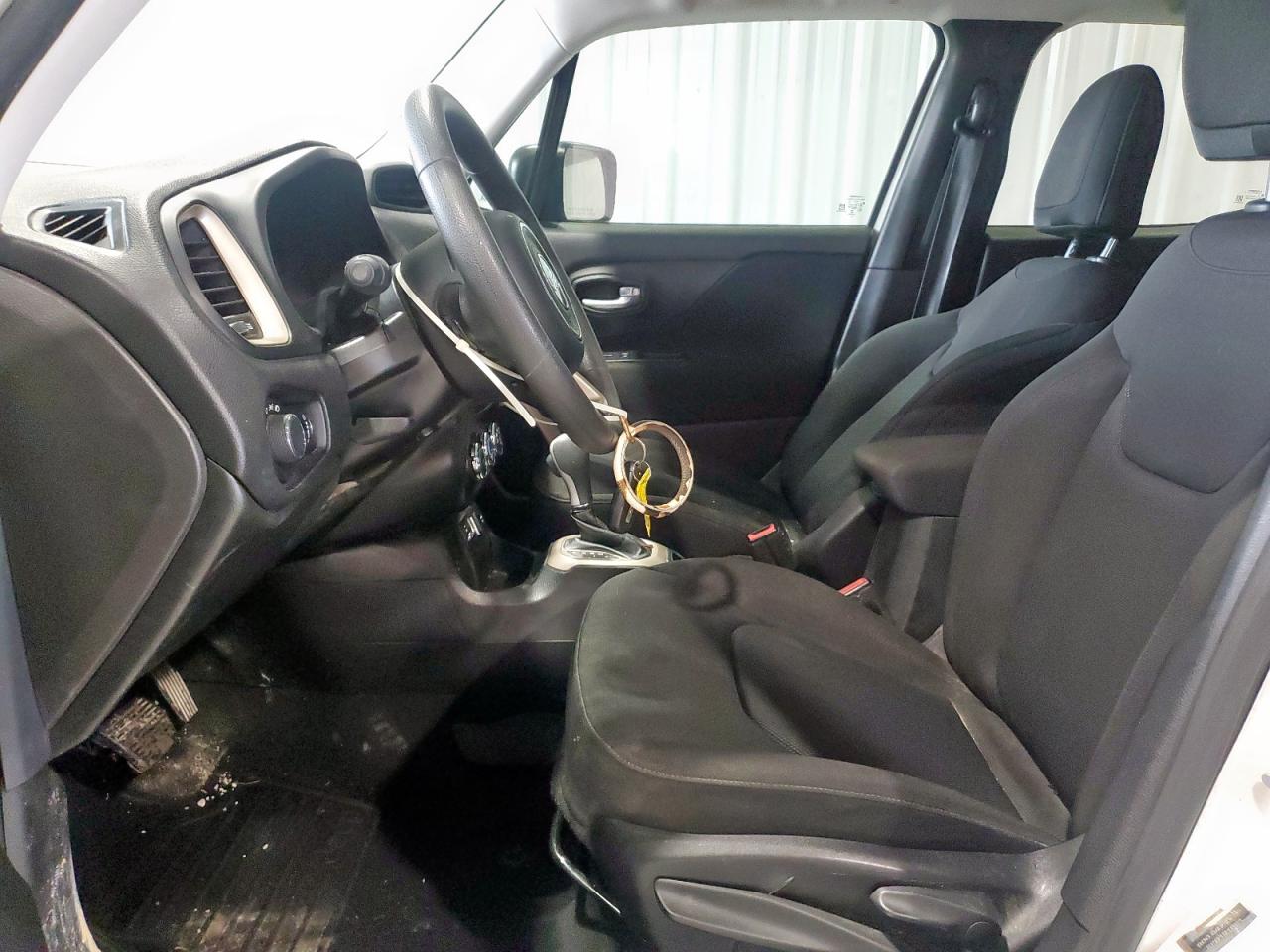 2016 Jeep Renegade Sport VIN: ZACCJAAT4GPE38355 Lot: 60842275