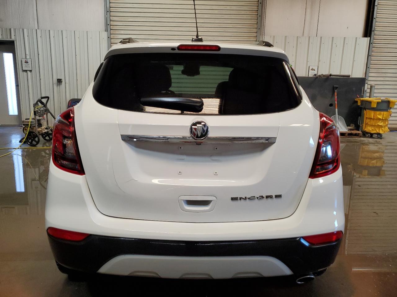 2020 Buick Encore Essence VIN: KL4CJCSB4LB061218 Lot: 59758945