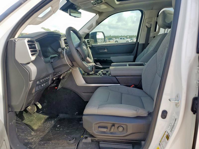  TOYOTA TUNDRA 2024 Biały
