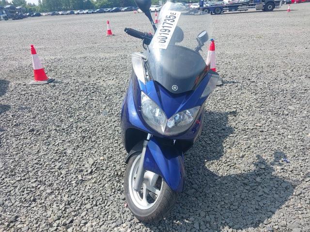 2004 YAMAHA YP 400