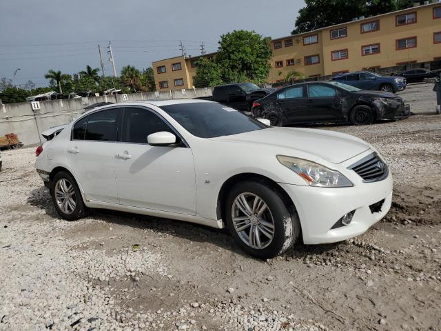  INFINITI Q40 2015 Biały