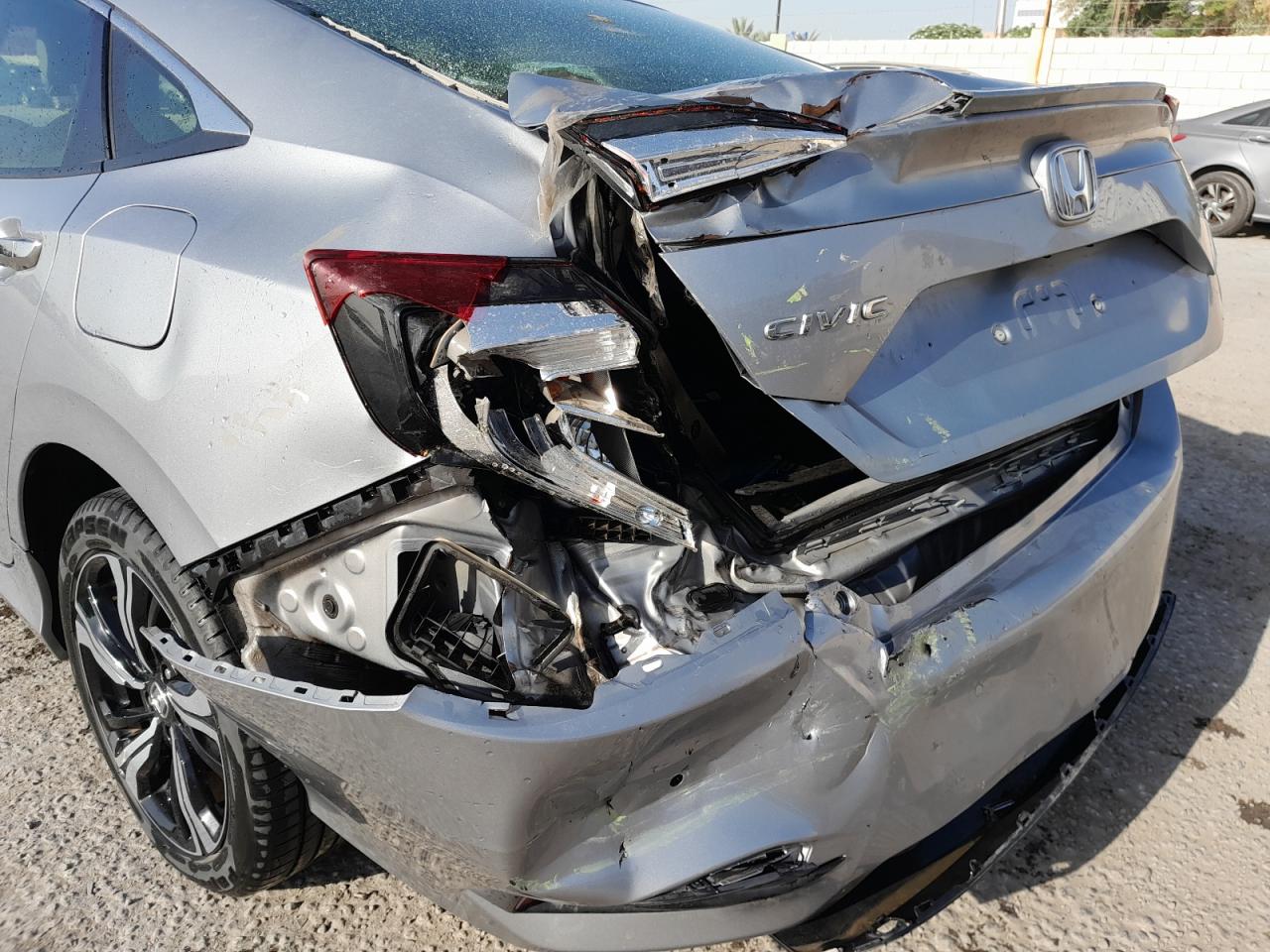 NLAFC5675JW004889 - 2018 Honda CIVIC - #62226915