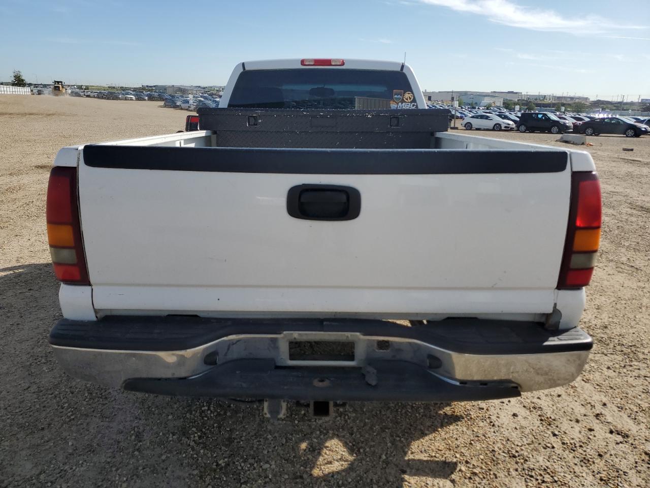 2003 GMC New Sierra C1500 VIN: 1GTEC14V63E346389 Lot: 62575975