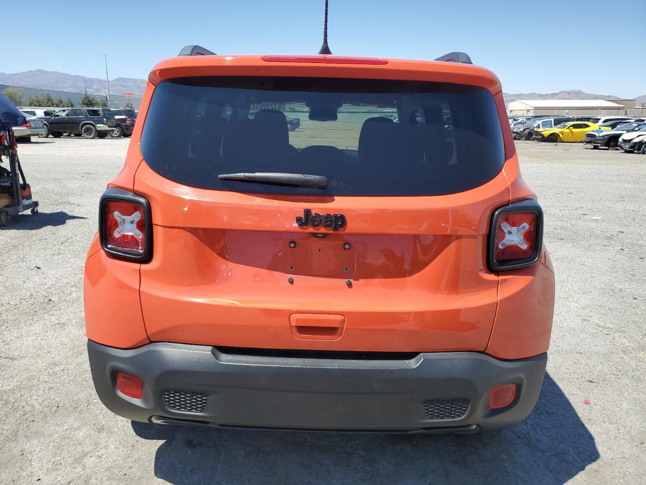 2020 Jeep Renegade Latitude VIN: ZACNJABB0LPL10538 Lot: 61232655