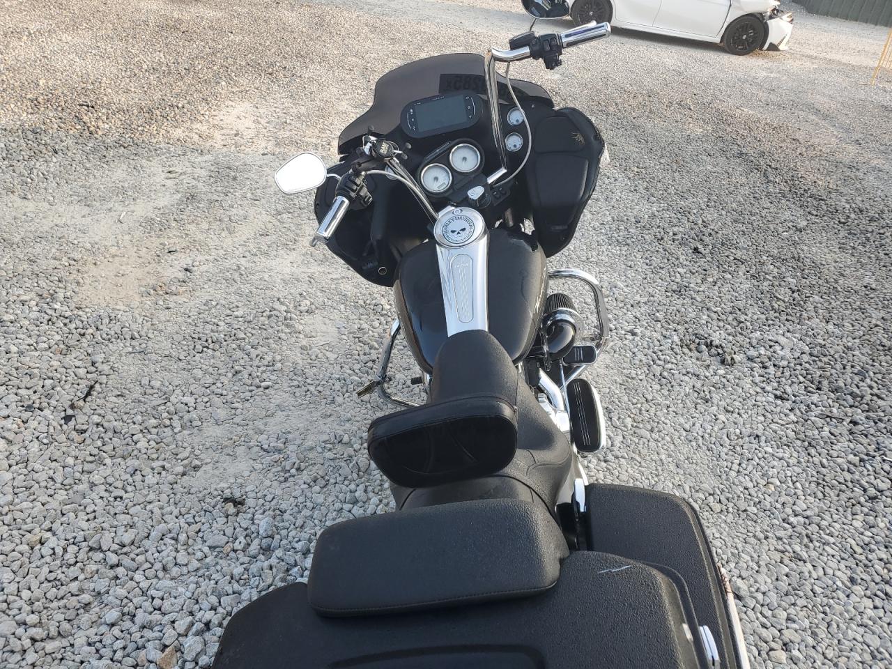 2012 Harley-Davidson Fltrx Road Glide Custom VIN: 1HD1KHM17CB673360 Lot: 58819285