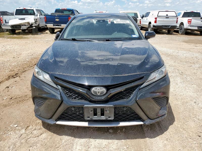 TOYOTA CAMRY 2018 Черный
