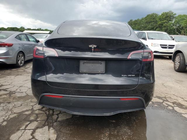  TESLA MODEL Y 2023 Чорний