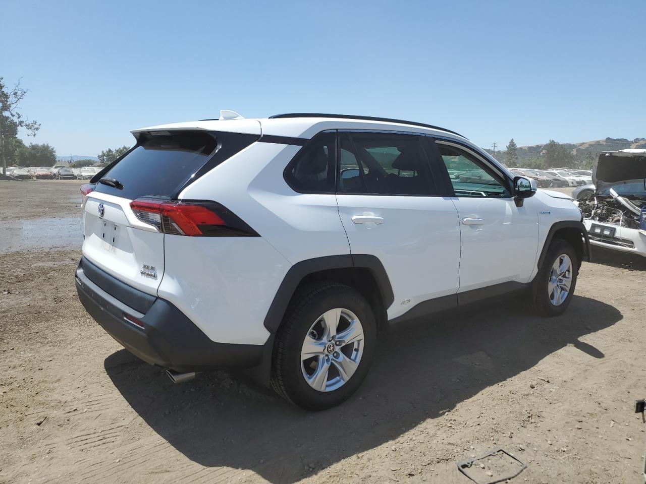 2021 Toyota Rav4 Xle VIN: 2T3RWRFV9MW120068 Lot: 62876905