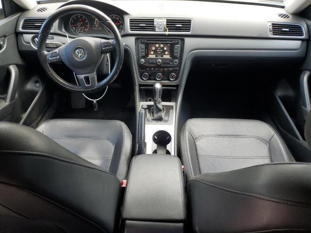  VOLKSWAGEN PASSAT 2014 Чорний