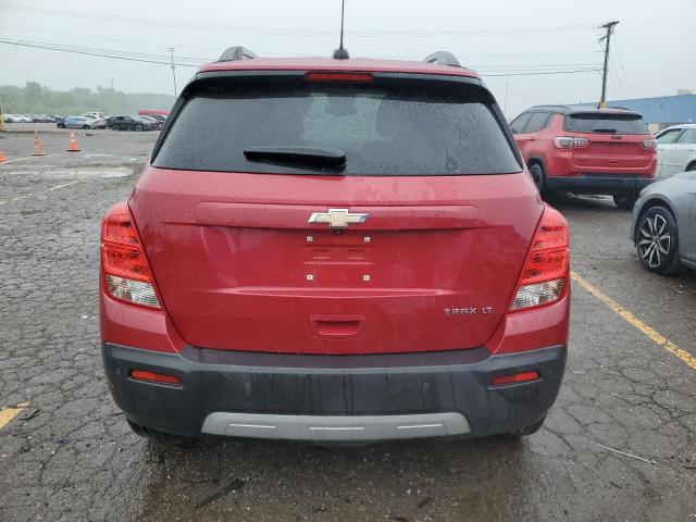  CHEVROLET TRAX 2015 Czerwony