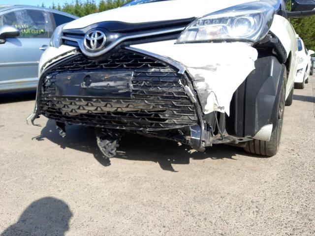 2015 TOYOTA YARIS DESI