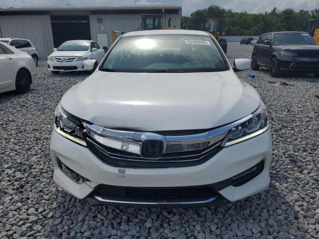  HONDA ACCORD 2016 Белы