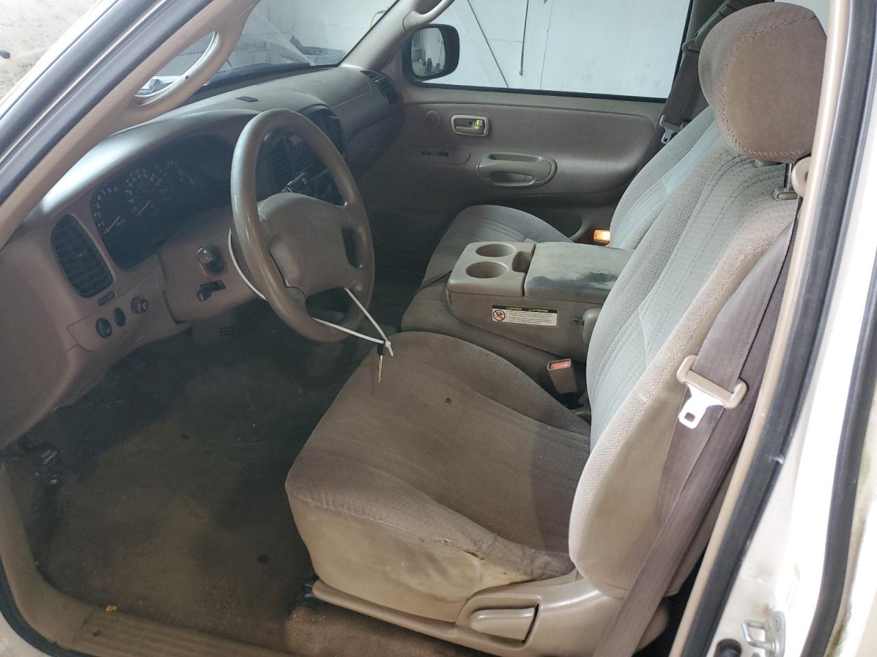 2000 Toyota Tundra Access Cab VIN: 5TBRT3417YS053850 Lot: 62323845
