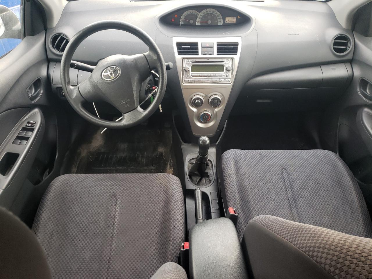 2008 Toyota Yaris VIN: JTDBT923481271189 Lot: 62078795