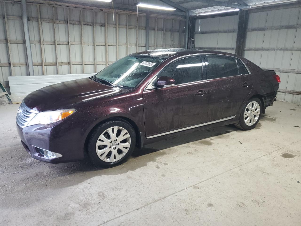 2012 Toyota Avalon Base იყიდება Madisonville-ში, TN - Rear End