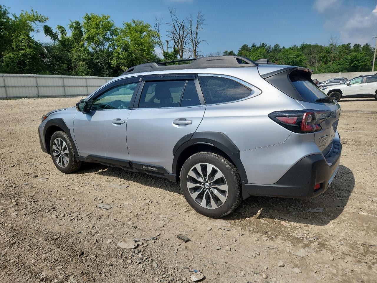 SUBARU OUTBACK 2023 VIN 4S4BTANC0P3171232 photo 2
