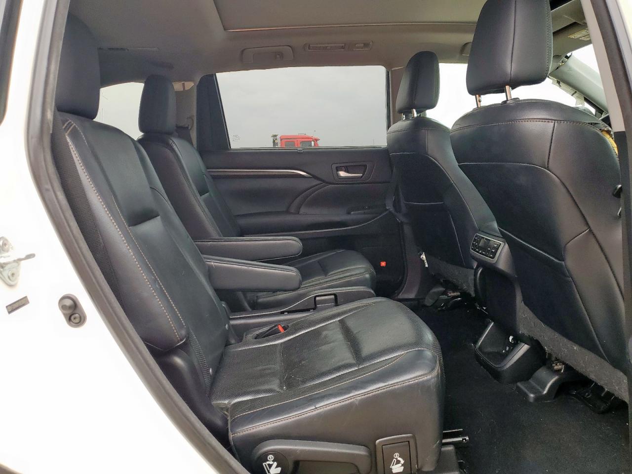 2014 Toyota Highlander Limited VIN: 5TDYKRFH3ES007317 Lot: 62665145