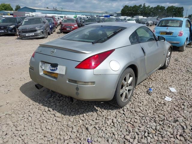 2004 NISSAN 350 Z