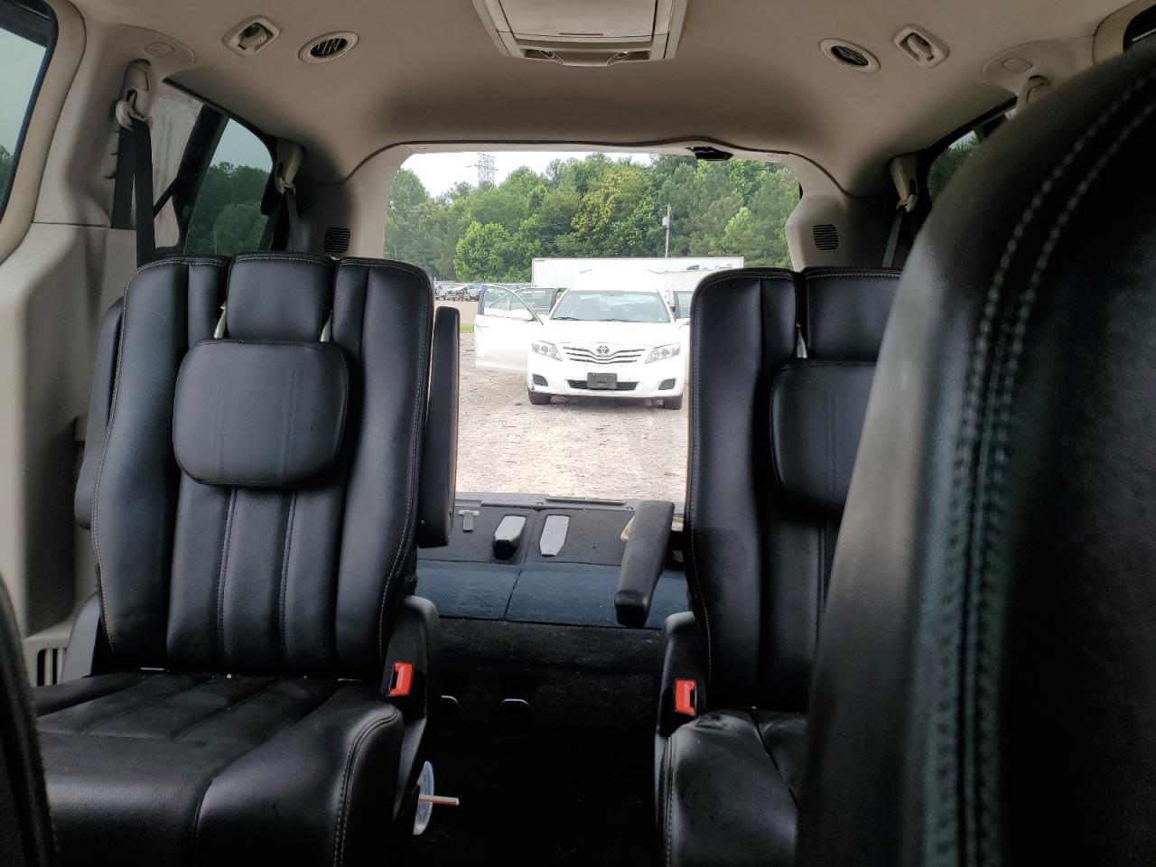 2013 Chrysler Town & Country Touring VIN: 2C4RC1BG7DR584262 Lot: 62902025