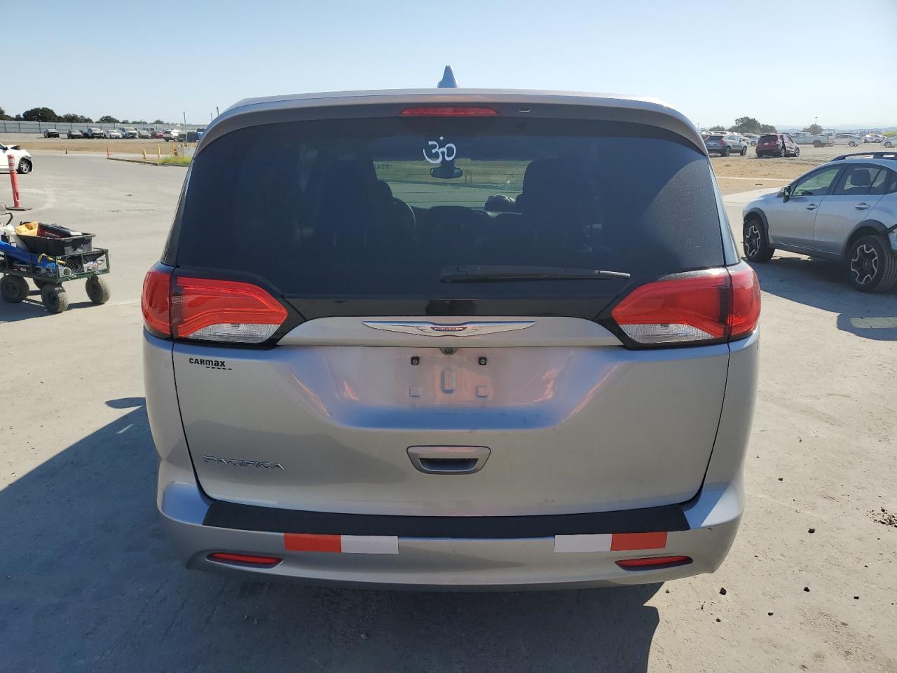 2017 Chrysler Pacifica Touring VIN: 2C4RC1DG4HR610934 Lot: 62421205