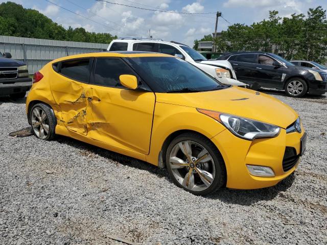 Купе HYUNDAI VELOSTER 2015 Желтый