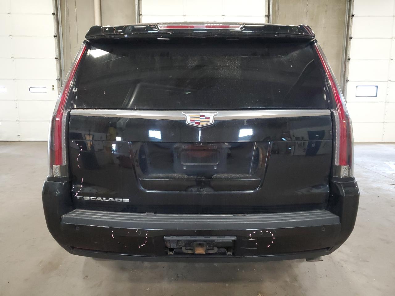 2018 Cadillac Escalade Platinum VIN: 1GYS4DKJ3JR126872 Lot: 58346145