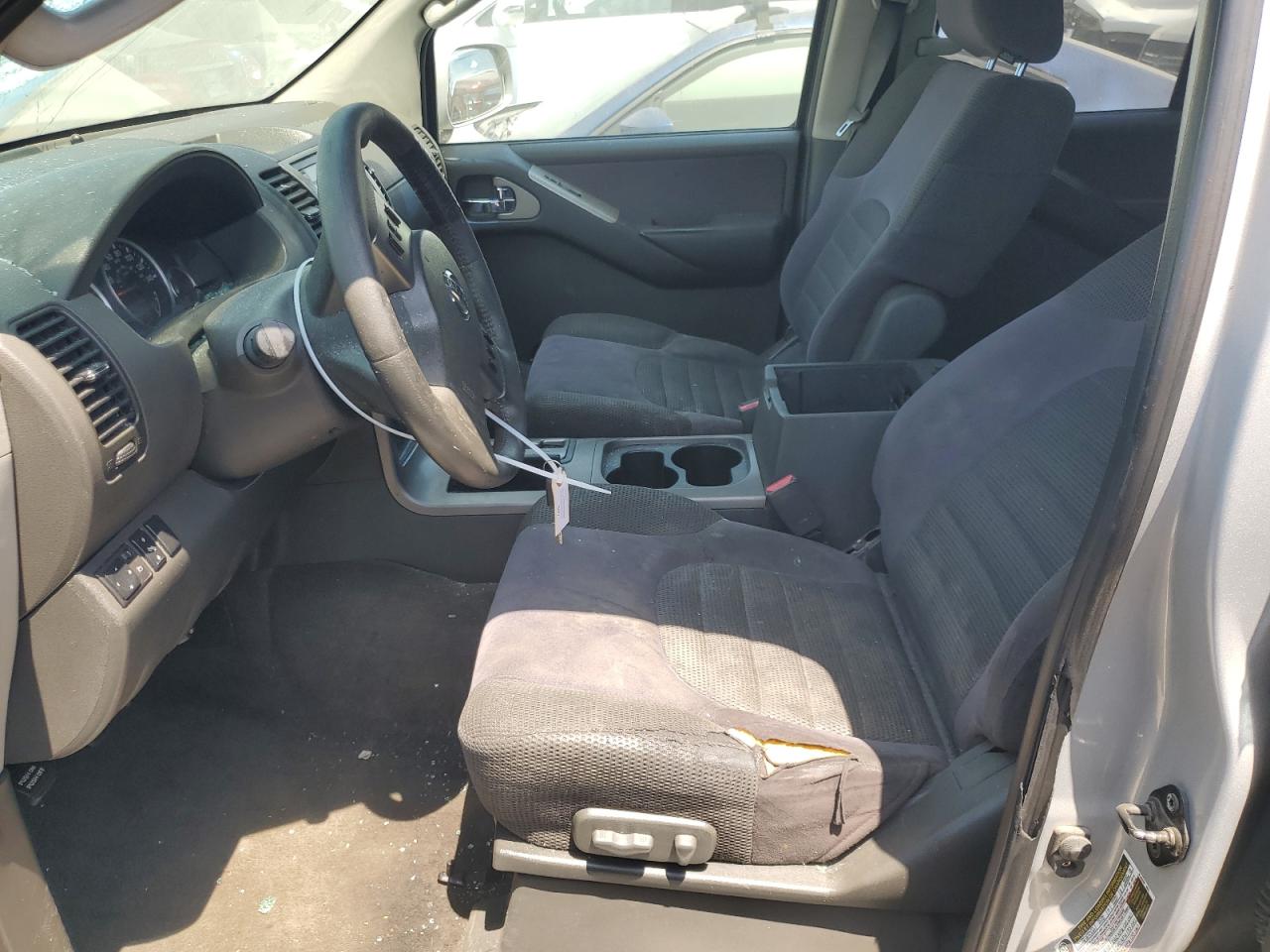 5N1AR18U56C619235 2006 Nissan Pathfinder Le