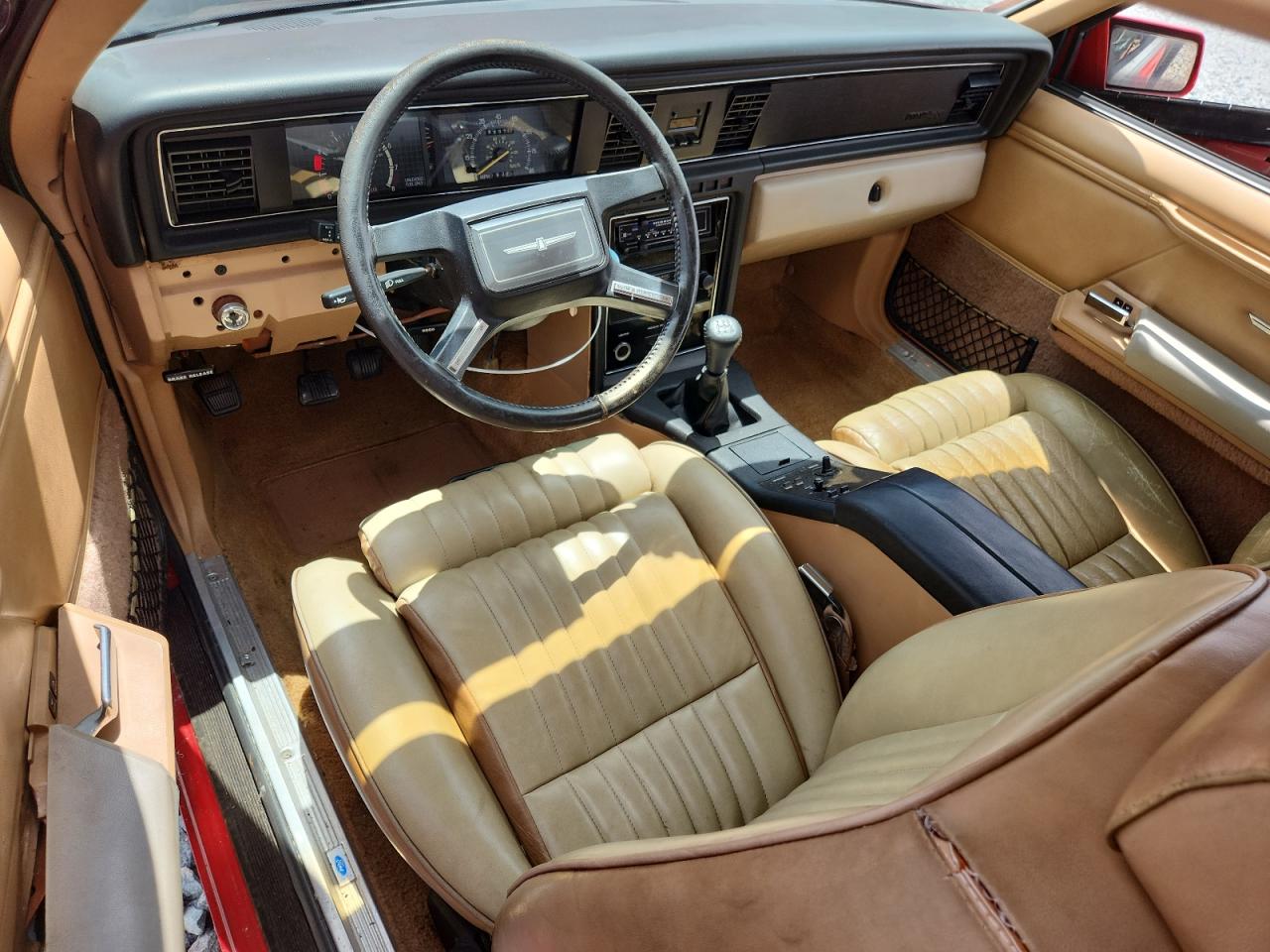 1983 Ford Thunderbird VIN: 1FABP46W4DA154594 Lot: 61242355