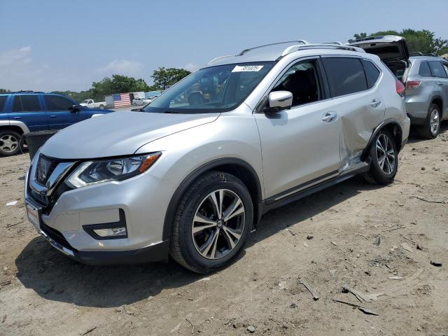 NISSAN ROGUE 2017 Srebrny